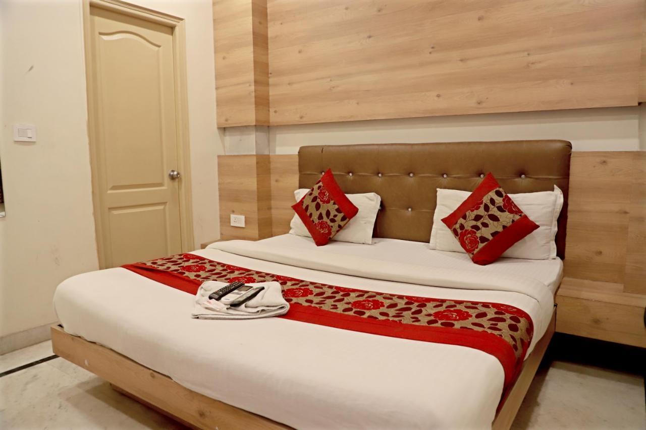 Hotel Klick International At "5 Min Walking " From New Delhi Railway Station Extérieur photo