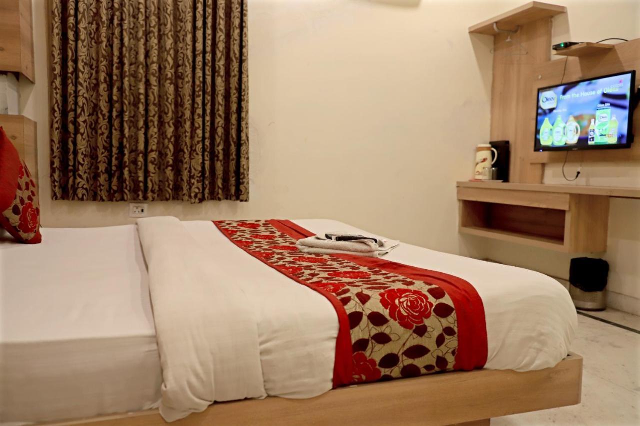 Hotel Klick International At "5 Min Walking " From New Delhi Railway Station Extérieur photo