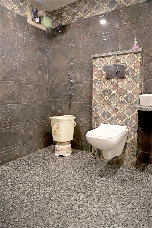 Hotel Klick International At "5 Min Walking " From New Delhi Railway Station Extérieur photo