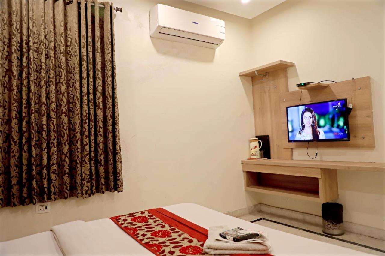 Hotel Klick International At "5 Min Walking " From New Delhi Railway Station Extérieur photo