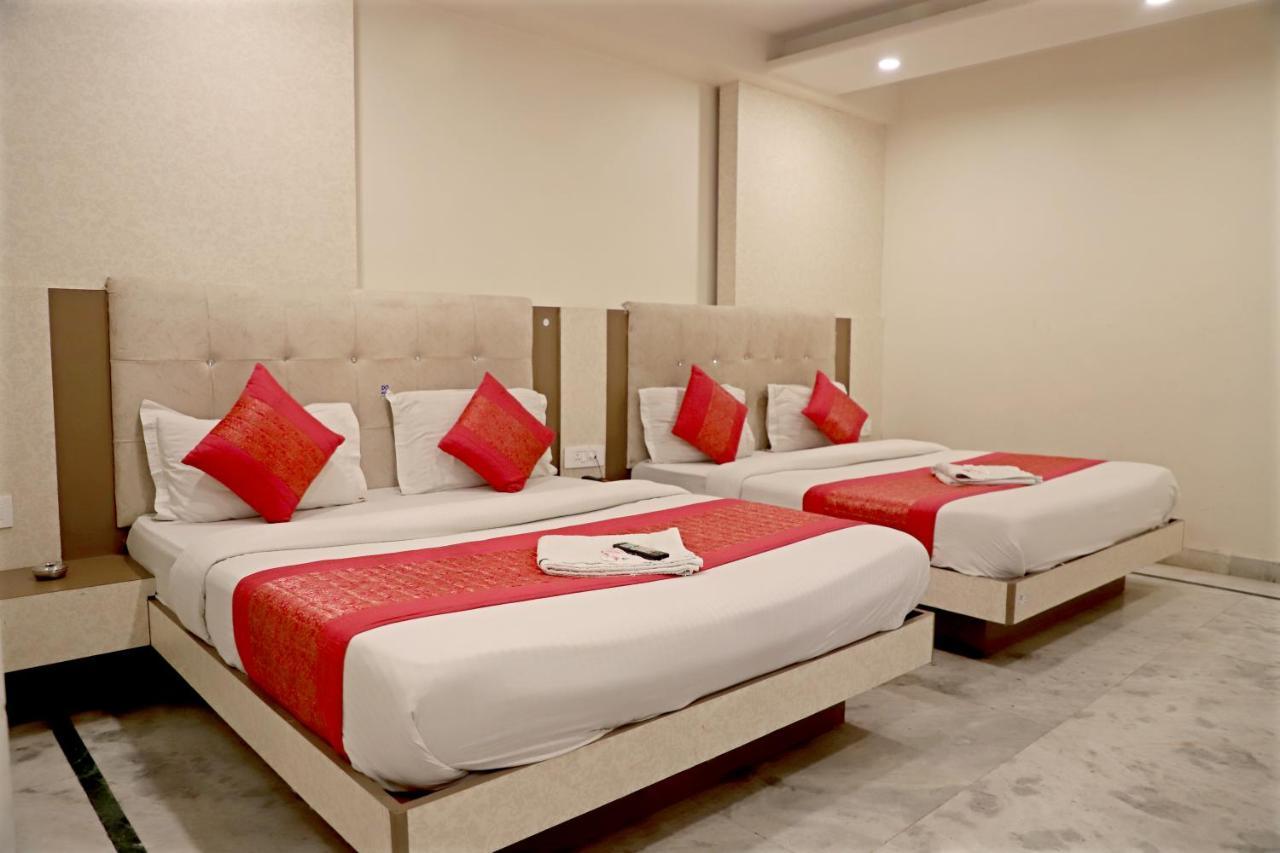 Hotel Klick International At "5 Min Walking " From New Delhi Railway Station Extérieur photo